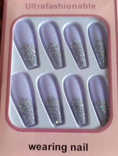 Unghii false lila cu sclipici – Efect Glam Instant