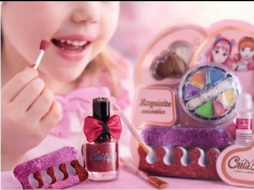 💄 Set de frumusețe pentru fetițe Cute Beauty – machiaj și manichiură, jucărie educativă multicoloră 💕